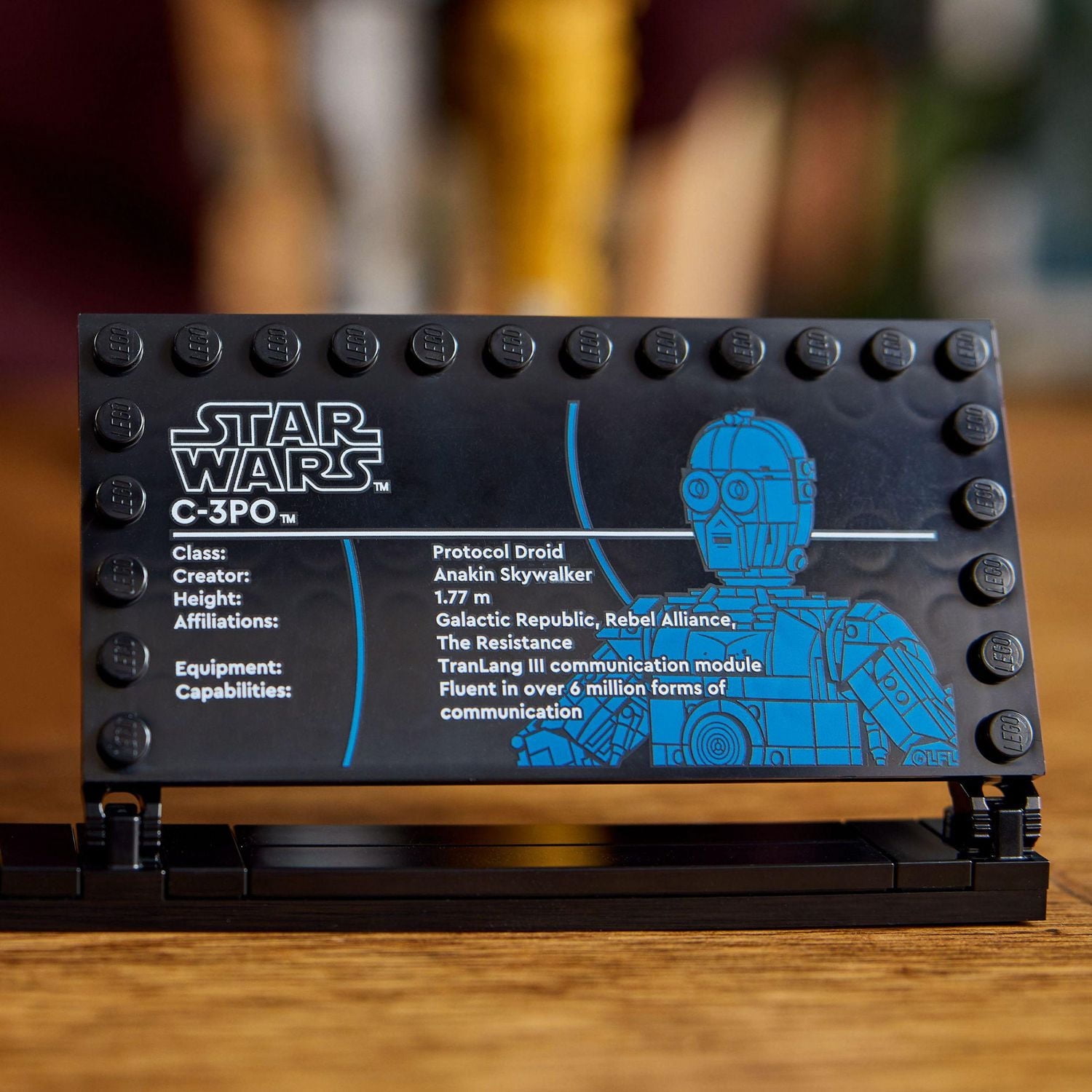 LEGO Star Wars C-3PO 75398 Ensemble de construction (1138 pièces)