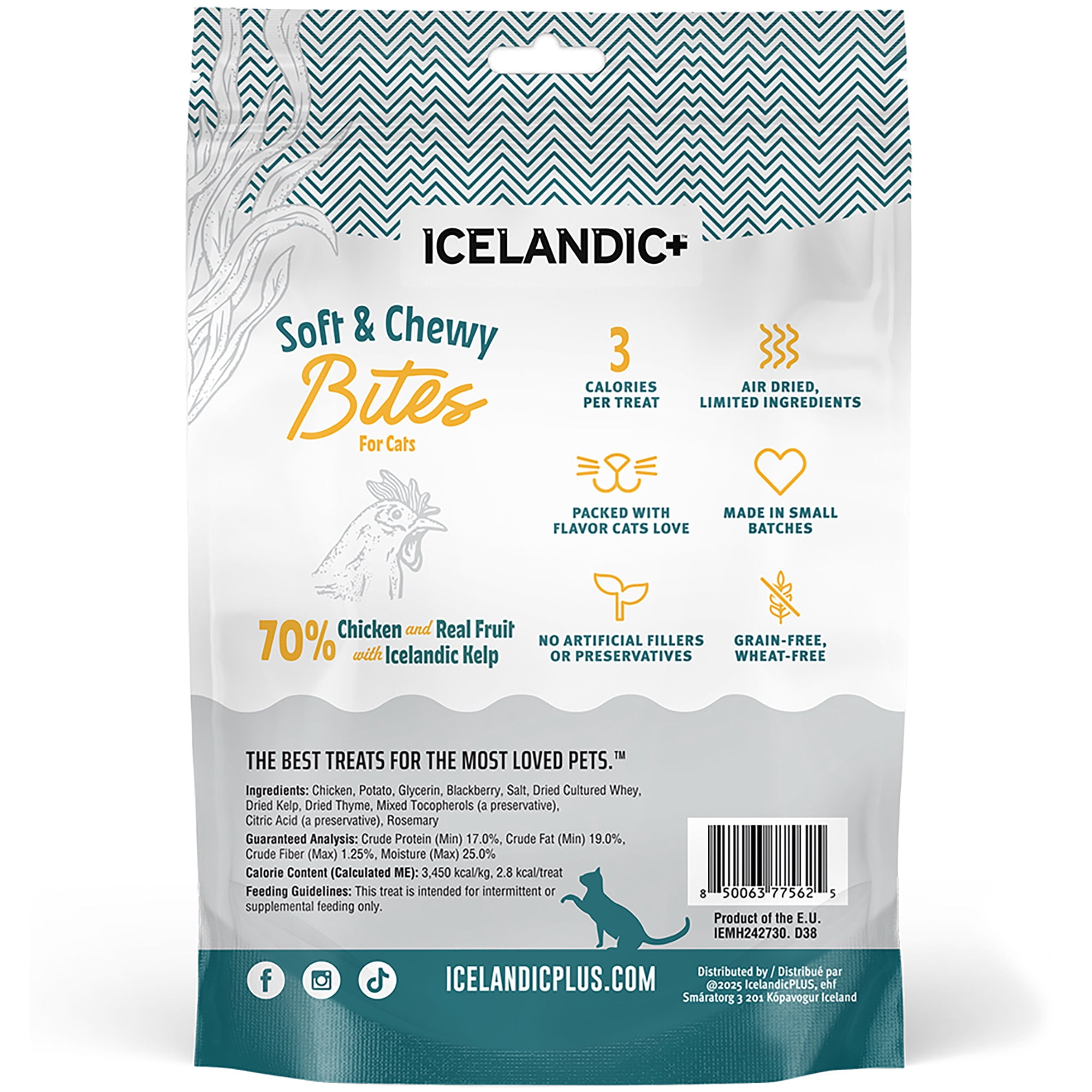 Icelandic+ Soft & Chewy Bites - Chicken, Blackberry & Kelp - 1.8oz Cat Treats, 70% Meat & Fruit, Air-Dried, Limited Ingredients, Pet Snack, Grain Free