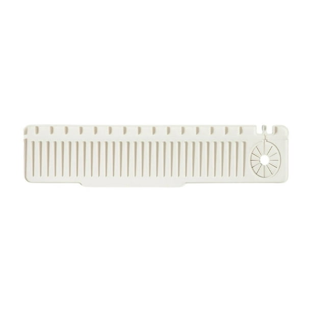 Tapete de silicona para grifo que atrapa el agua y protege la encimera del drenaje. Beige