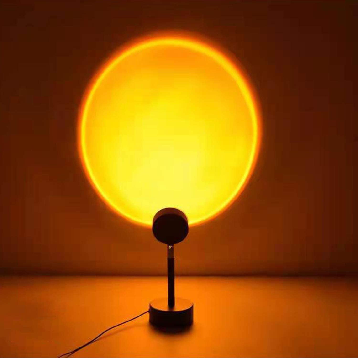Romantic Visual Led Light for Photography/Selfie/Home/Living Room/Bedroom Decor Sunset Lamp 180 Degree Rotation Sunset Light USB Projection Led Night Light Merece Sunset Projection Lamp