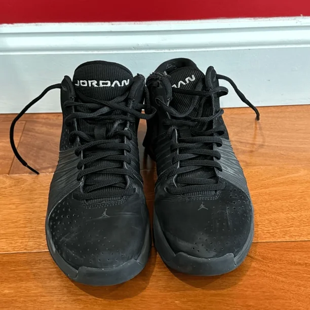 N I-K-E A i r-Jor-dan 5 AM Men Basketball 807546-010 sneaker size 10