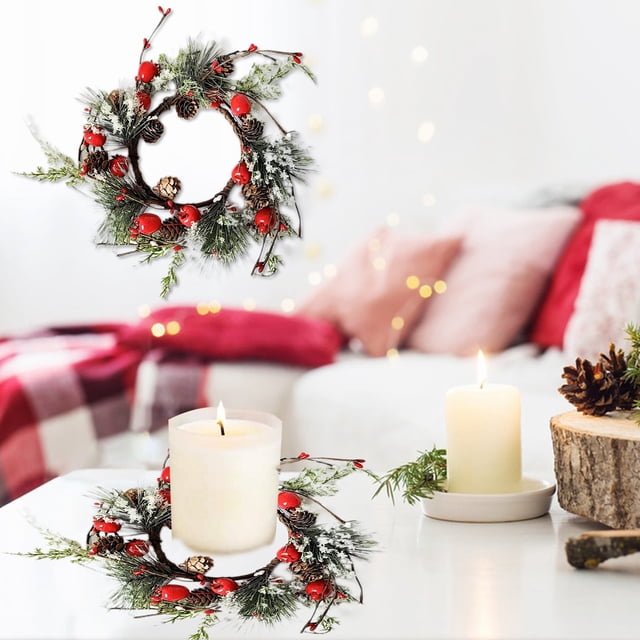 pstuiky Anillos para velas navideñas bayas rojas artificiales agujas de cedro guirnalda de anillos para velas pilares centro de mesa para bodas decoración de mesa navideña para puerta de entrada.