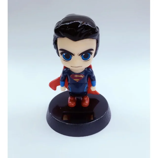 Figuras de acción de Marvel con energía Solar, muñecos oscilantes de Spiderman, dibujos animados de Anime, decoraciones creativas de los vengadores, accesorios de Juguetes