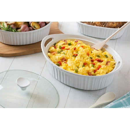 CorningWare French White 2.5-quart Oval Casserole with Glass Lid