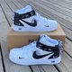 thumbnail image 1 of Zapatillas Deportivas Air Force 1 Bajo AF1 Utility Inspirado Negro Blanco Hombres Y Mujeres ae5a w57w si67s, 1 of 4