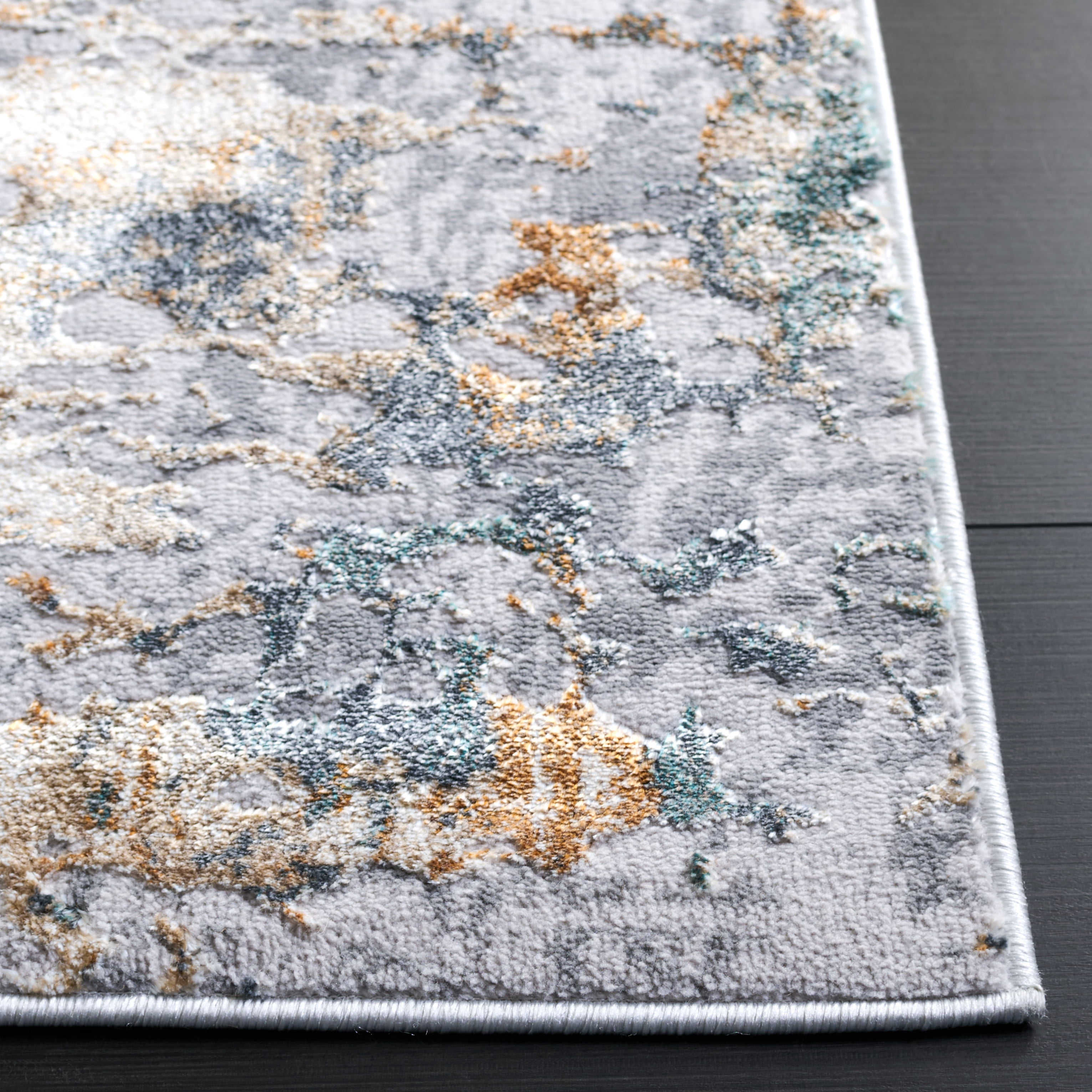 SAFAVIEH Alenia Johan Distressed Area Rug, Grey/Beige, 4' x 6'