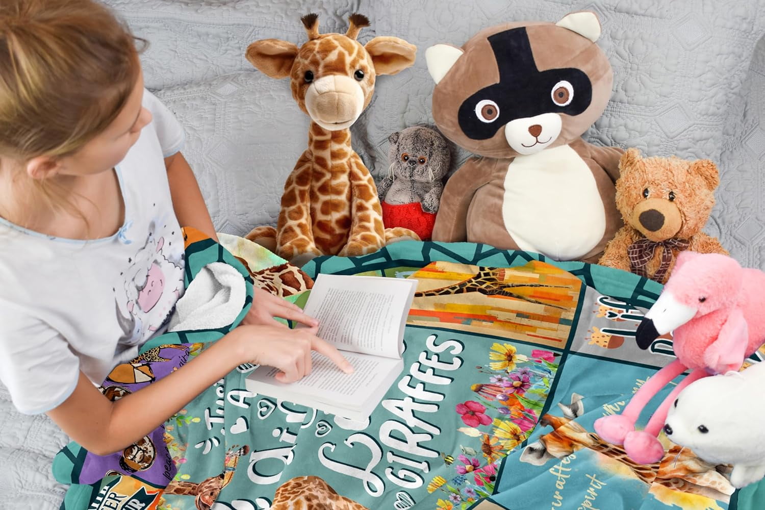 Giraffe Gifts, Giraffe Gift Throw Blanket 50"x60", Giraffe Gifts for Women/Girls, Giraffe Gifts for Giraffe Lovers, Gifts for Giraffe Lovers, Giraffes Gifts, Giraffe Decor, Giraffe Blanket