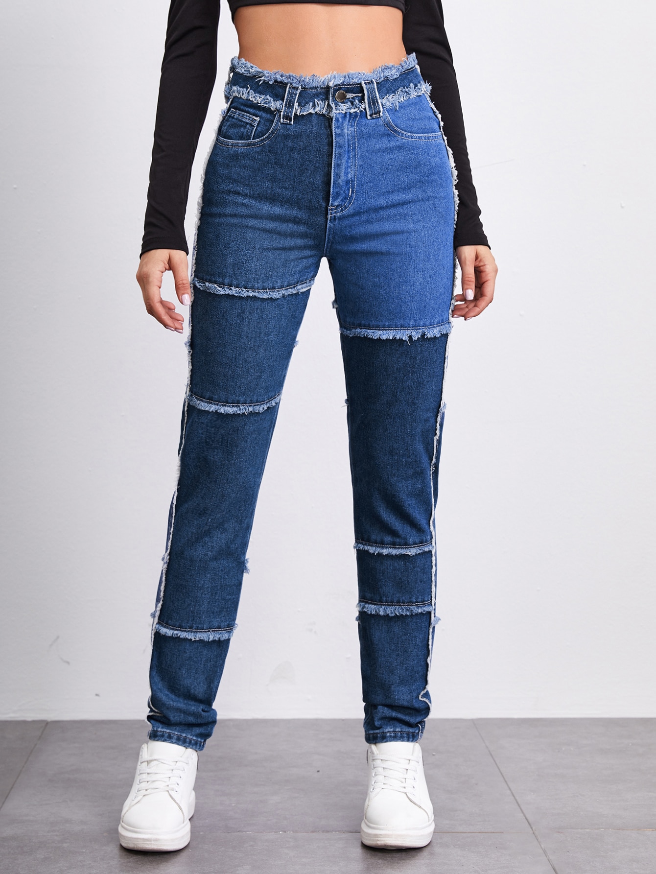 Women's Cut and Sew Frayed Trim Jeans 