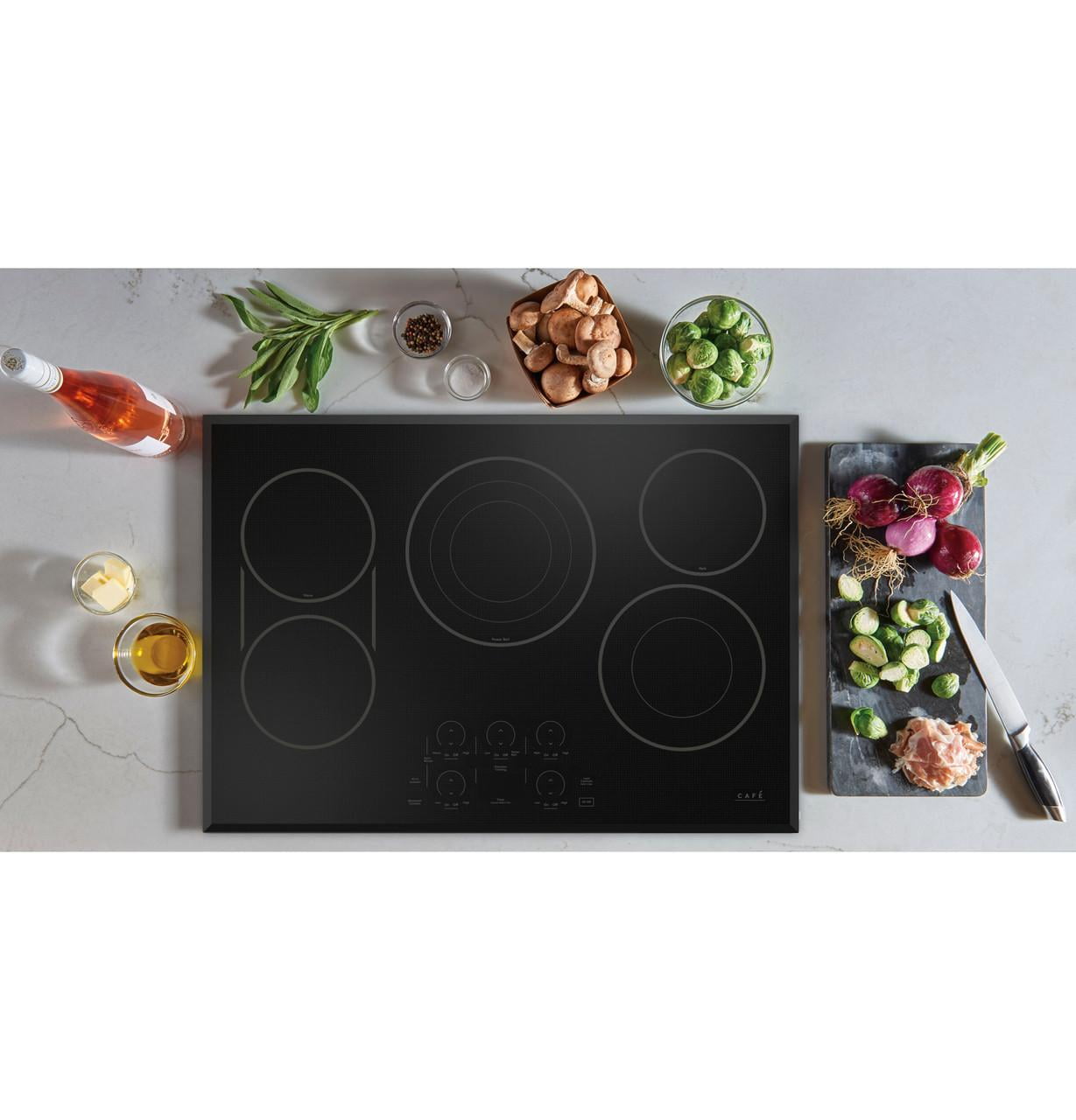 CEP90301TBB 30 Inch Radiant Cooktop With 5 Elements