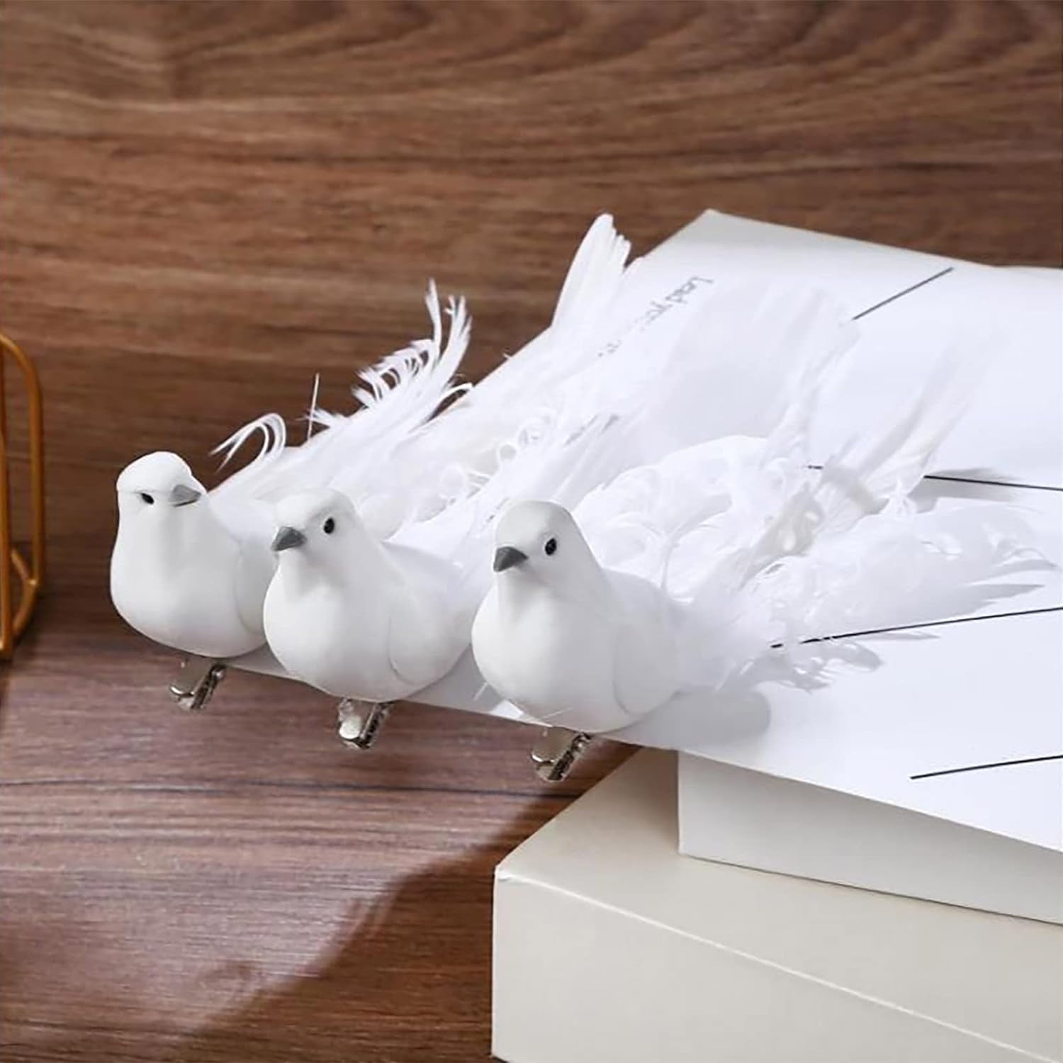 Holzlrgus Artificial White Doves(12 Pack), White Doves Decoration with Metal Clips, White Feathered Mini Birds Clip on Tree Ornaments for DIY Crafts Christmas Ornaments, Wreaths, Wedding Decor
