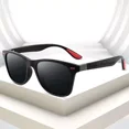 thumbnail image 1 of Lentes De Sol Deportivas Polarizadas Anti-uv De Moda Hombre Color de la lente Gris Color de la varilla Negro Color del armazón Negro Diseño Negro- Loho Tech, 1 of 5
