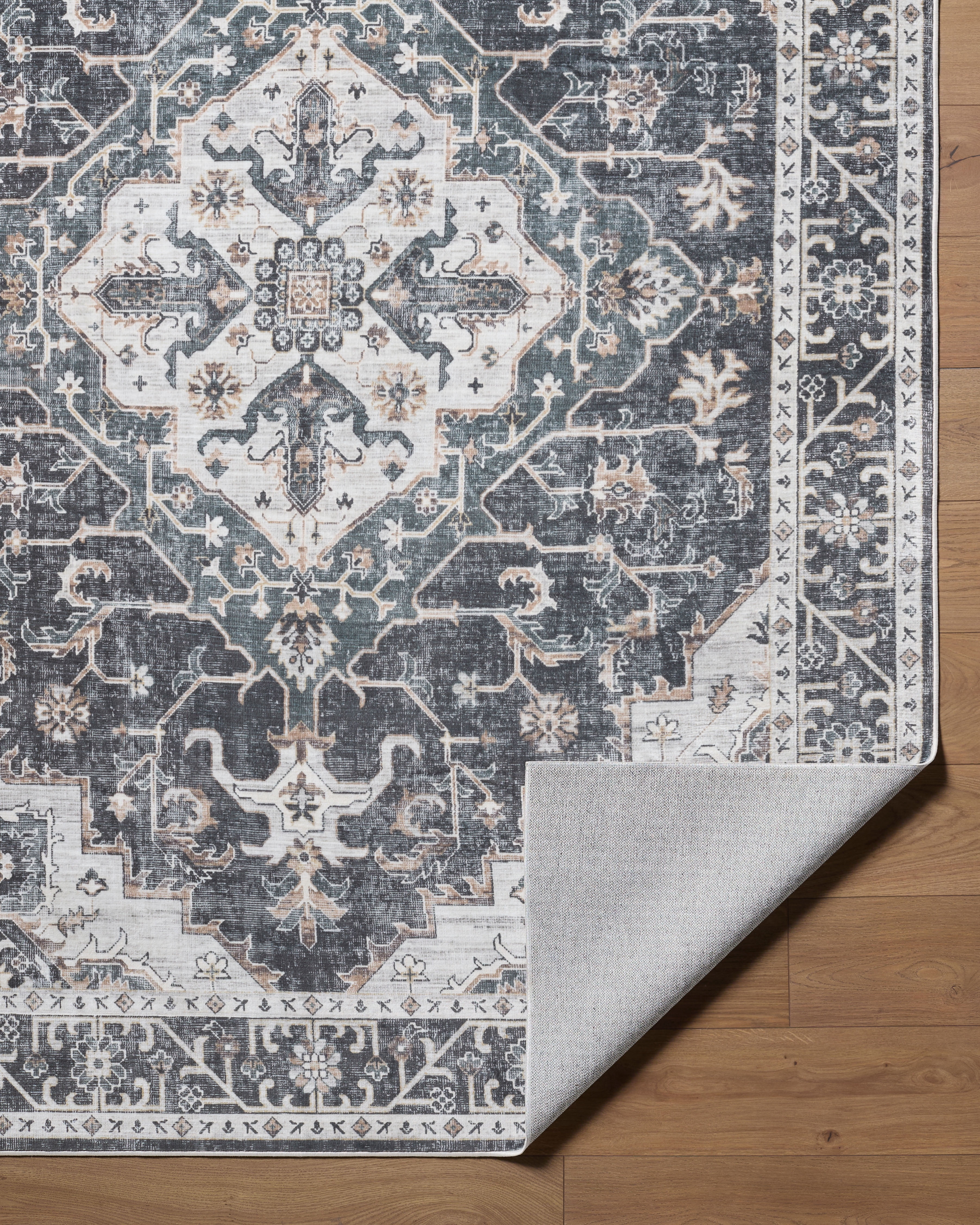 My Texas House Florence 5'3" x 7'3" Area Rug