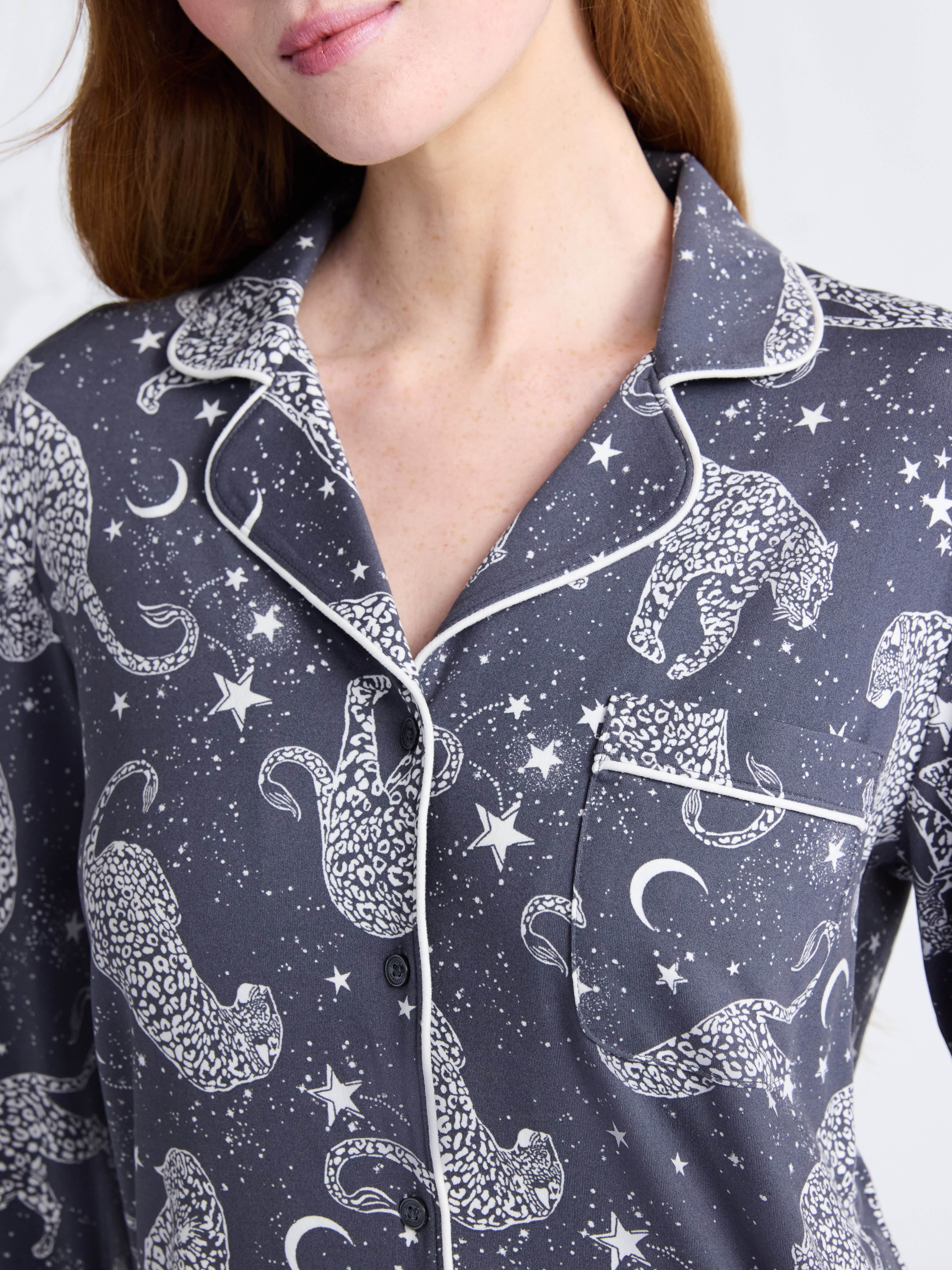 Joyspun Women’s Dreamy Soft Collection Long Sleeve Top and Pants Pajama Set, Sizes XS-4X