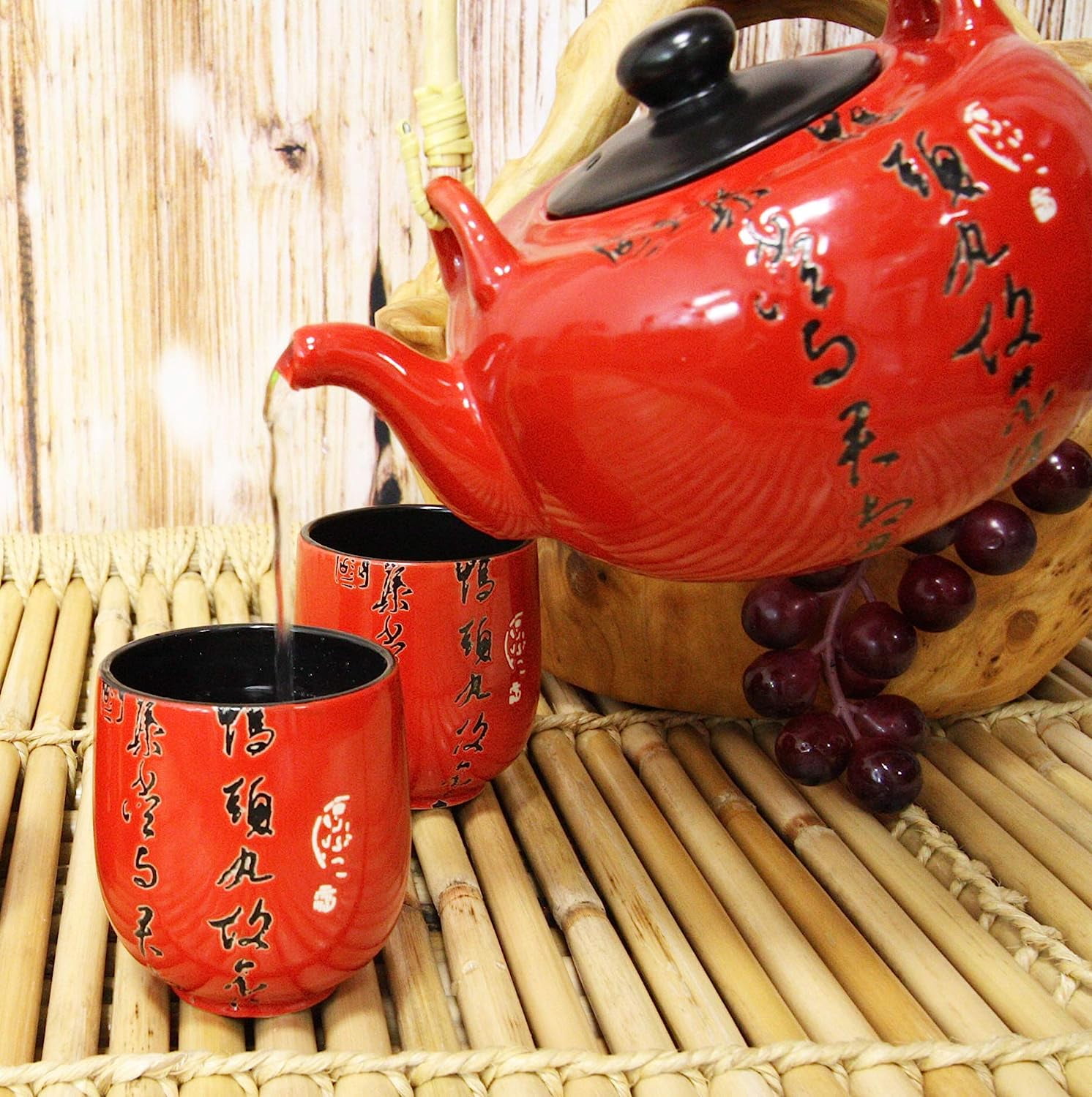 Chinese Art Calligraphy Red Porcelain 27oz Tea Pot With 4 Chinese Art Calligraphy Red Porcelain 27oz Tea Pot With 4