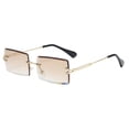 thumbnail image 4 of Gafas de sol elegantes de corte rectangular sin montura con lentes tintadas, tono marrón, 4 of 6