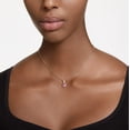 thumbnail image 5 of Collar con colgante Swarovski Chroma en forma de corazón, cristal rojo, tono dorado, 5 of 5