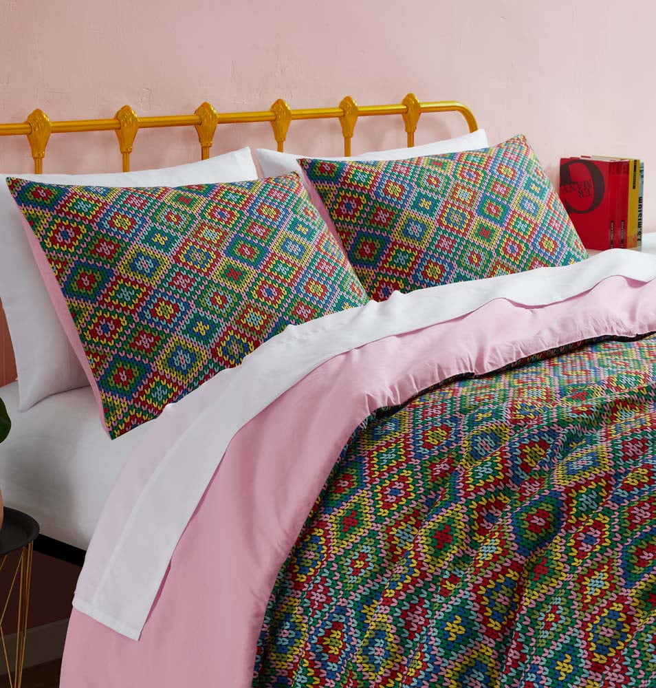 Smarts & Crafts 2Piece Wonderland Knit Multicolor Microfiber