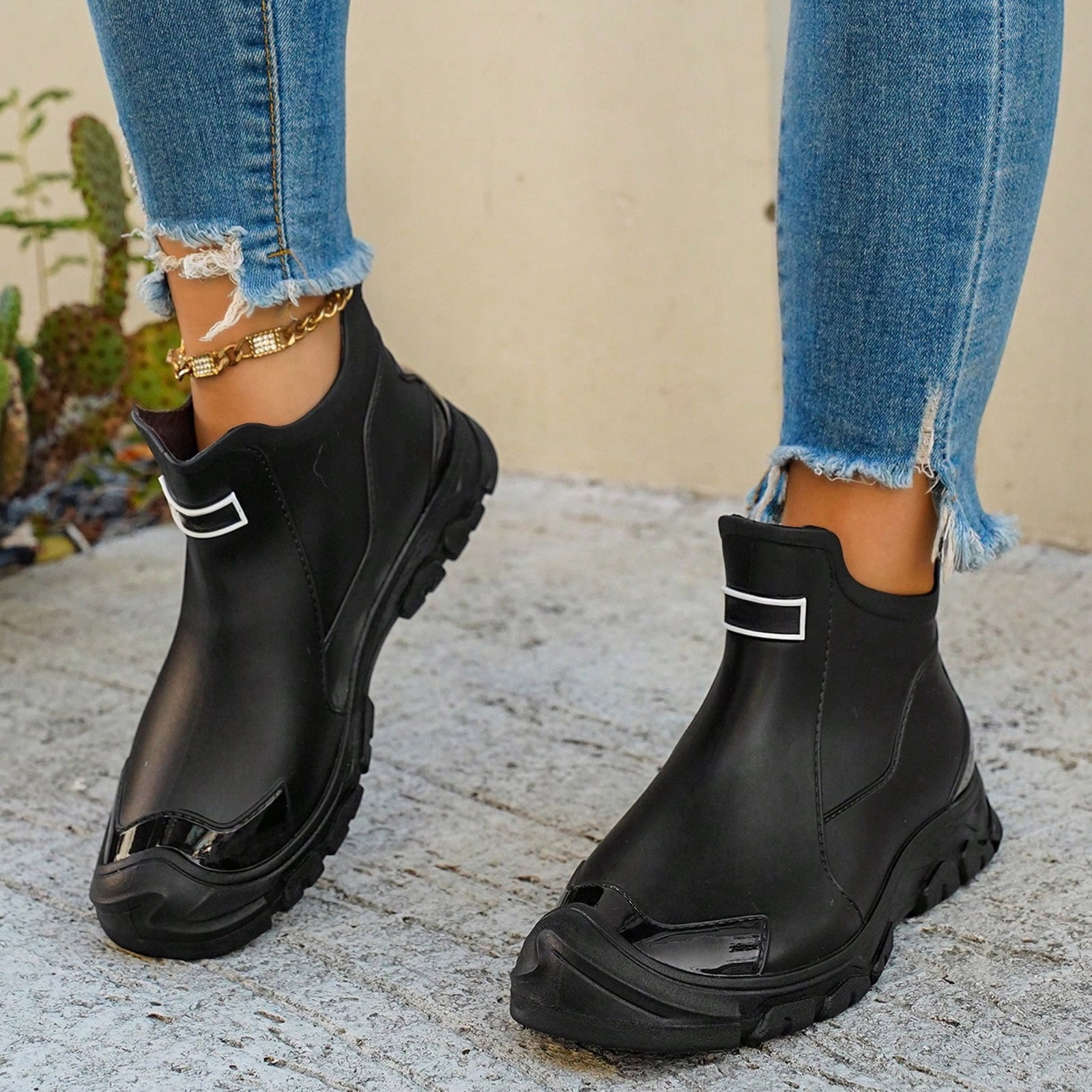 Stylago Ankle Rain Boots for Women Water Proof Garden Boot Wide Mouth Outdoor Comfortable Slip on Rubber Shoes for Rainy Black Size 9.5