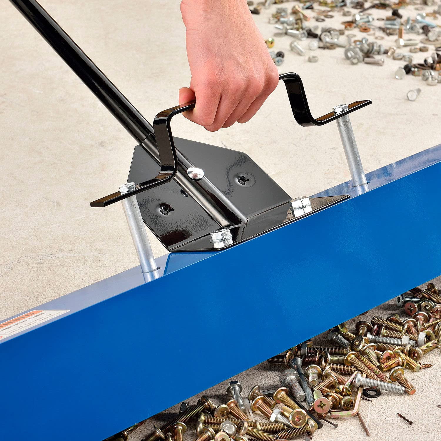 Global Industrial 30"W Magnetic Floor Sweeper