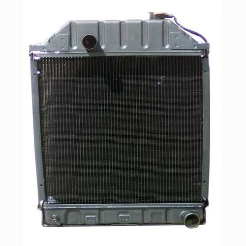 Radiator fits Ford 2000 2100 2300 2600 3000 3100 3300 3400 3500 3600 4000 4100 4200 4400 4500 4600 4600SU 5000 5100 5200 5600 5700 6600 335 D8NN8005PA