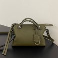 thumbnail image 2 of 2024 Nuevo bolso de almohada hecho de cuero de grano, bolso cruzado de un solo hombro, bolso de mano suave y de alta calidad, 2 of 4