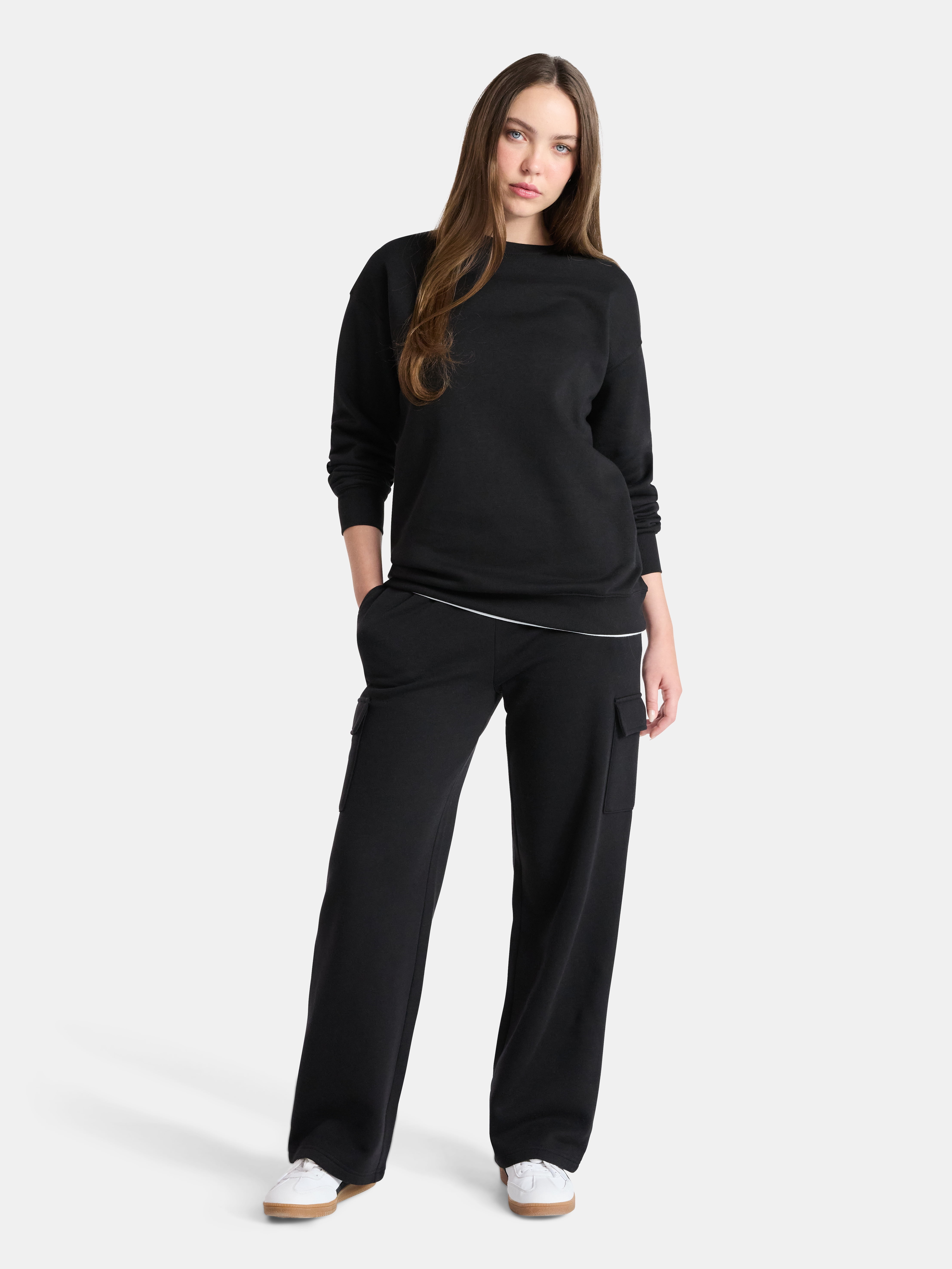 No Boundaries Fleece Cargo Wide-Leg Pants, 30'' Inseam, Women's XXS-XXL