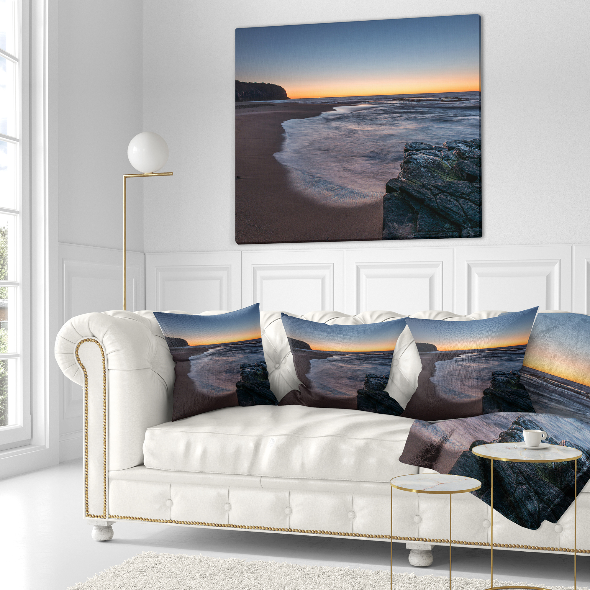 Designart Sunrise at Sydney Over Sea - Seascape Throw Pillow - 16x16