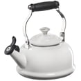 thumbnail image 1 of Tetera Le Creuset de acero esmaltado 1,6 L blanca, 1 of 4