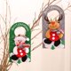 thumbnail image 5 of Letrero navideño para puerta con diseño de muñeco de nieve, placa de letrero para fiesta de porche de franela con orificio colgante para regalos, 5 of 5