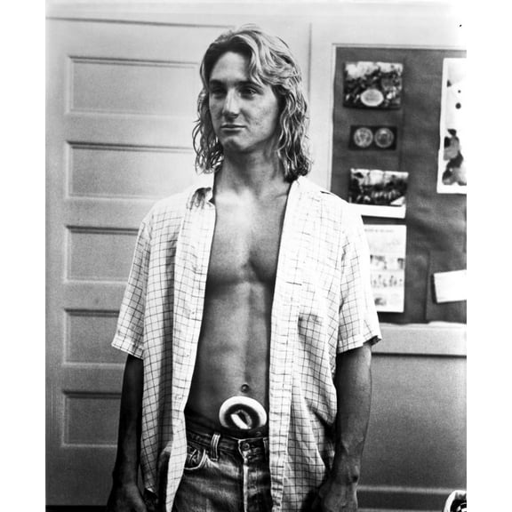 Sean Penn with an open shirt Photo Print (8 x 10)