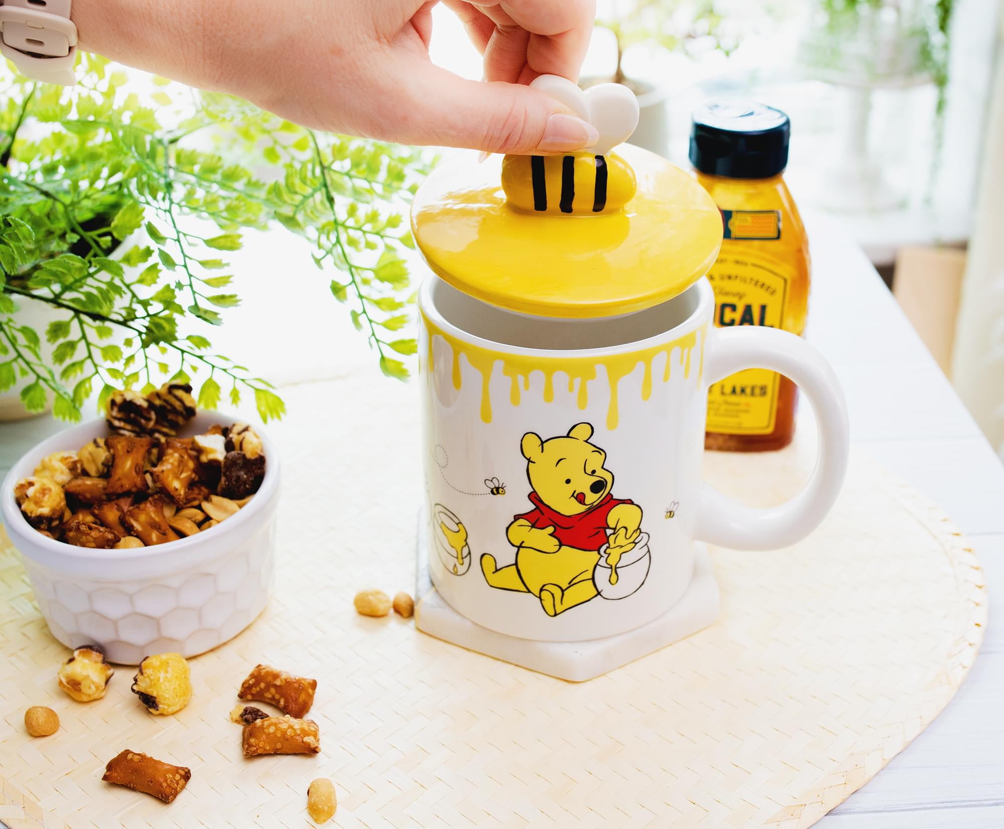 Disney Winnie the Pooh Hunny Pot Sculpted Ceramic Mug with Lid