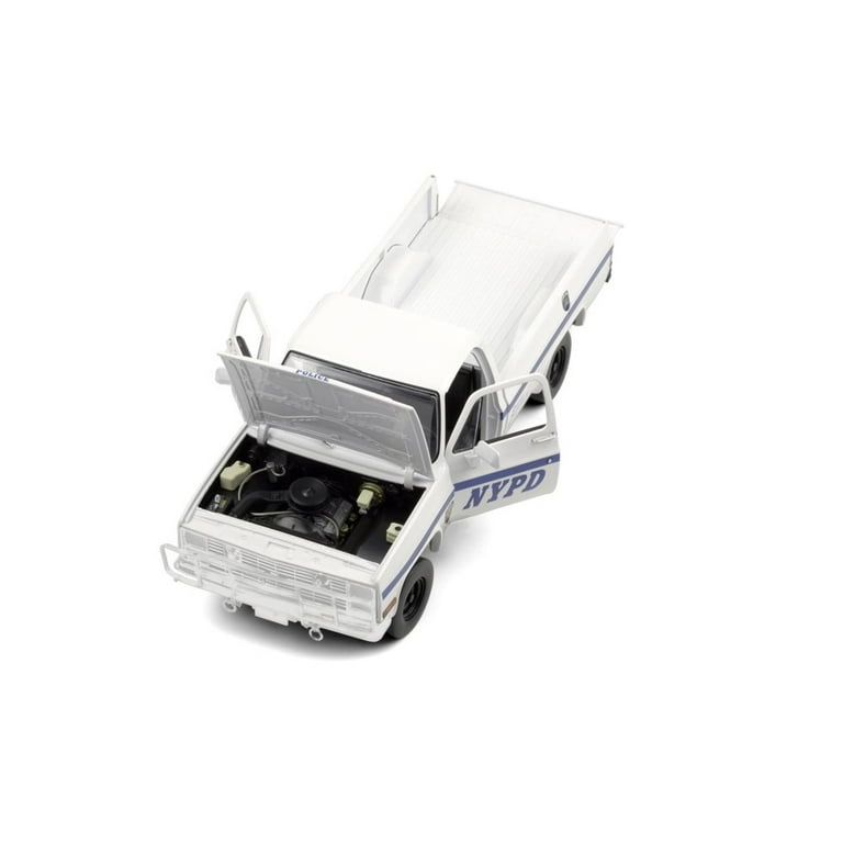 GLグリーンライト/'84 Chevyシボレー CUCV NYPD 1/18 New York City Police Department 1984 Chevy CUCV M1008, White and