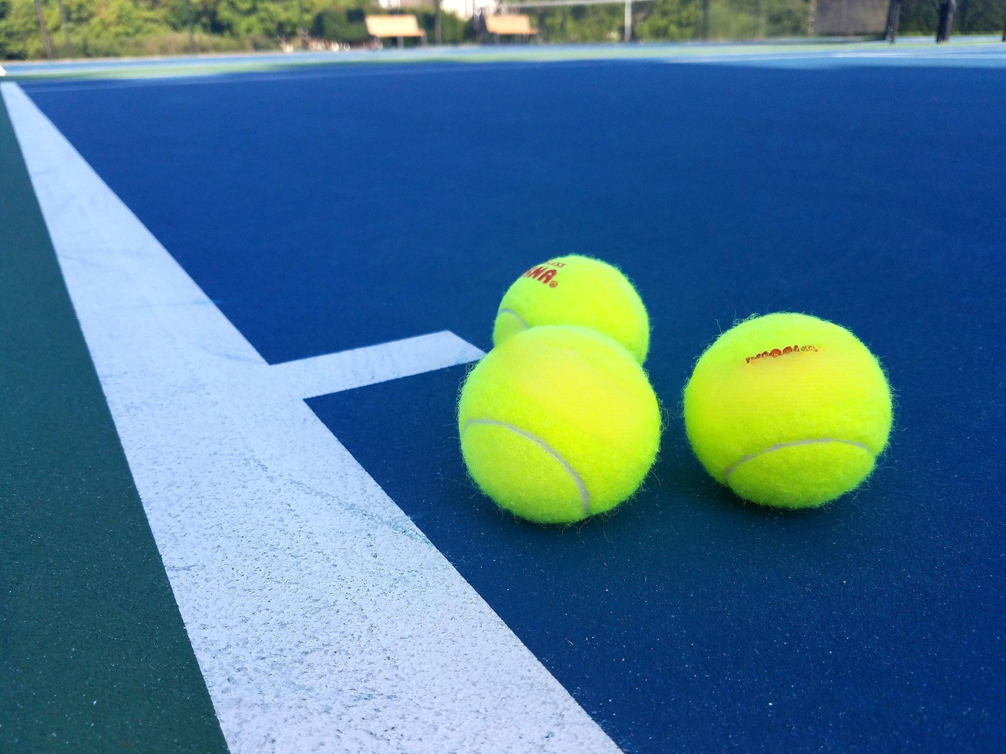Pressureless Tennis Ball 60 Count (pack Of 1) Yellow
