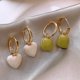 thumbnail image 4 of Pendientes de lujo ligeros de alta gama con diseño de nicho moderno y hebilla de oreja cuadrada de amor retro de dos piezas para otoño e invierno, diseño vintage único, 4 of 5