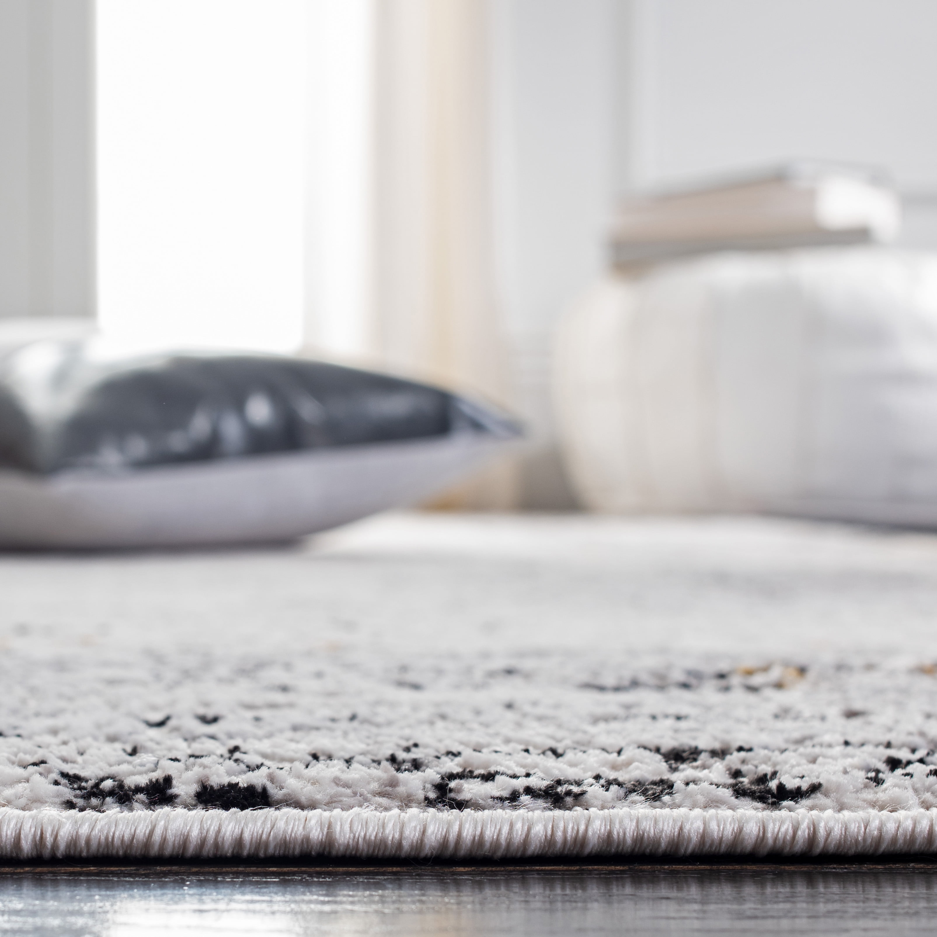 SAFAVIEH Amelia Lalit Abstract Runner Rug, Gray/Gold, 2' x 14'