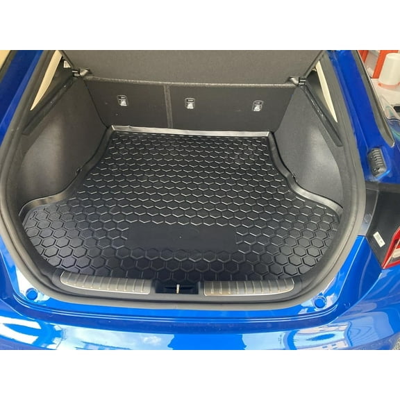 EACCESSORIES EA Cargo Liner – Trunk Mat for KIA Stinger 2018-2024 – Weather-Resistant Trunk Mats for Cars with Raised Lip – Non-Slip Car Trunk Mat Rubber – Easy to Install – Laser Pre-Cut Design