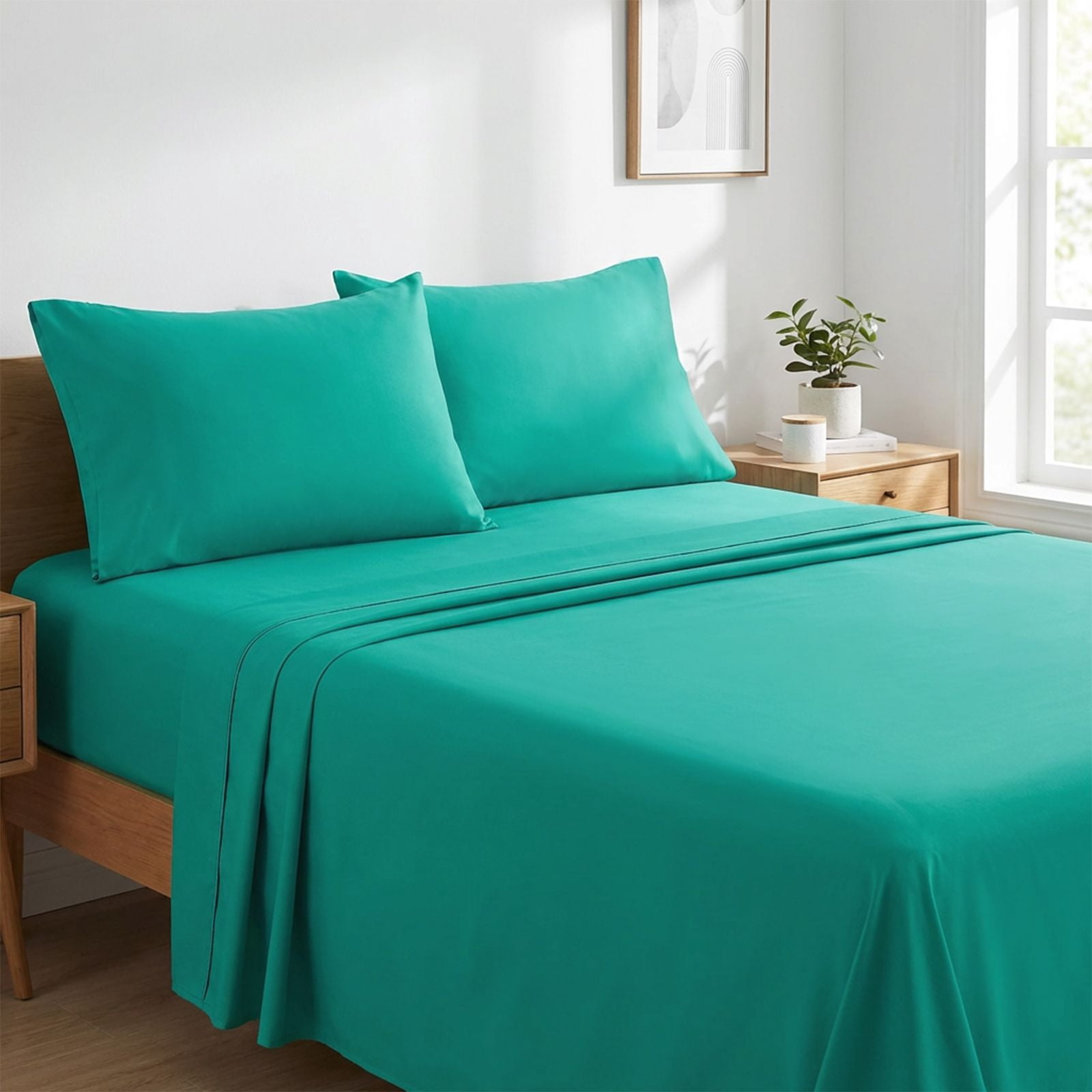 4Pcs Ultra-Soft 85g Sheet and Pillowcase Set, Soft Solid Color, Machine Washable, Suitable For All Seasons, Christmas Comfortable Bedding Set, Available For Single, Double, King, and Queen Beds