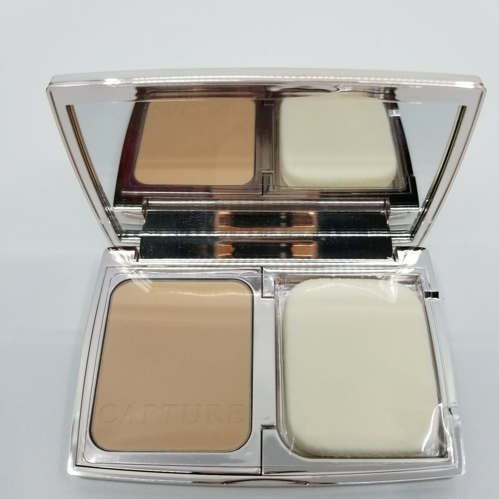 capture totale compact