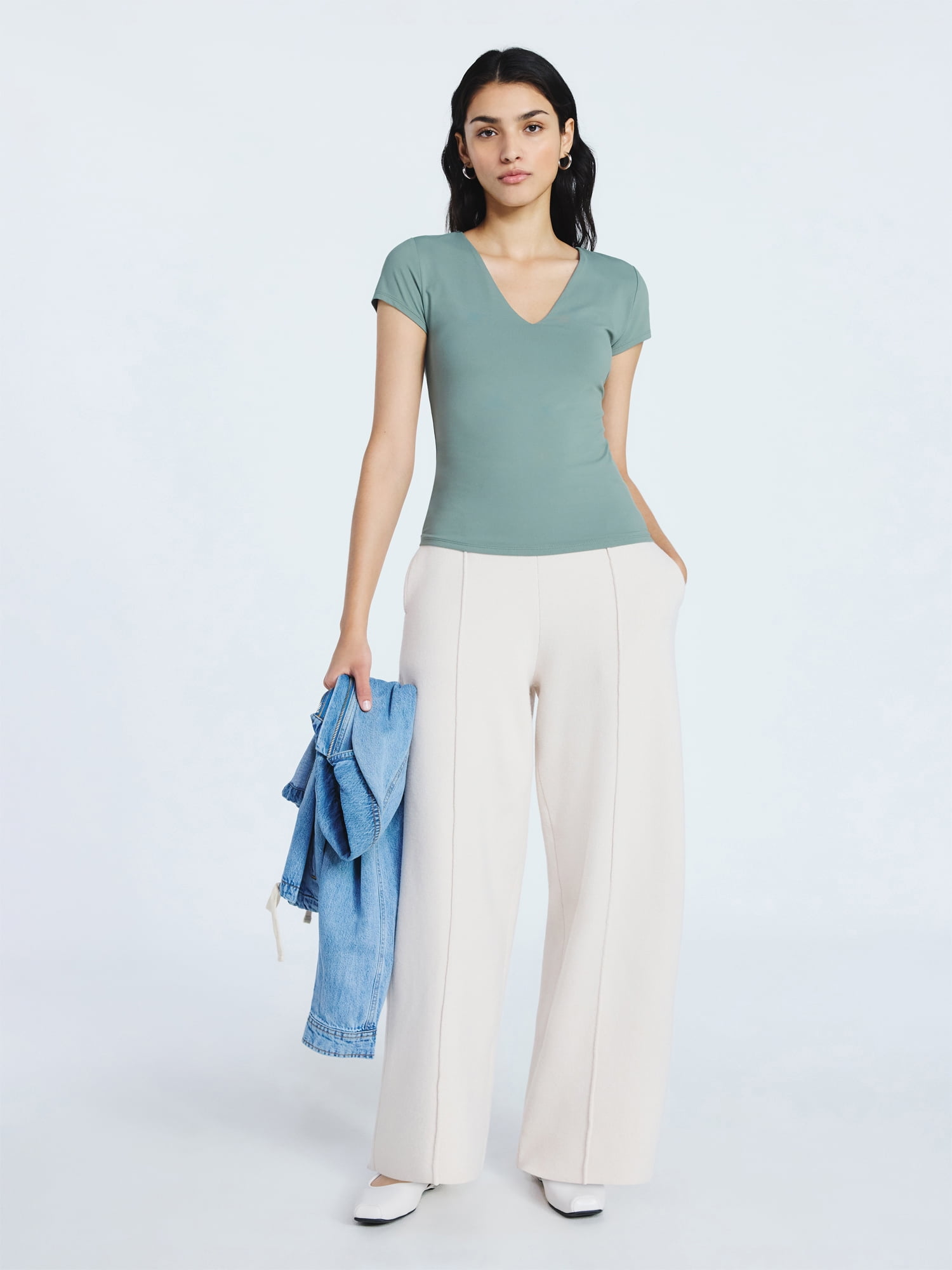 Scoop Women's and Women's Plus Ultimate Refined Contour V Neck Tee, Sizes XS-4X