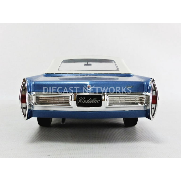 KK SCALE MODELS - CADILLAC DeVille Soft Top - 1967 - 1/18