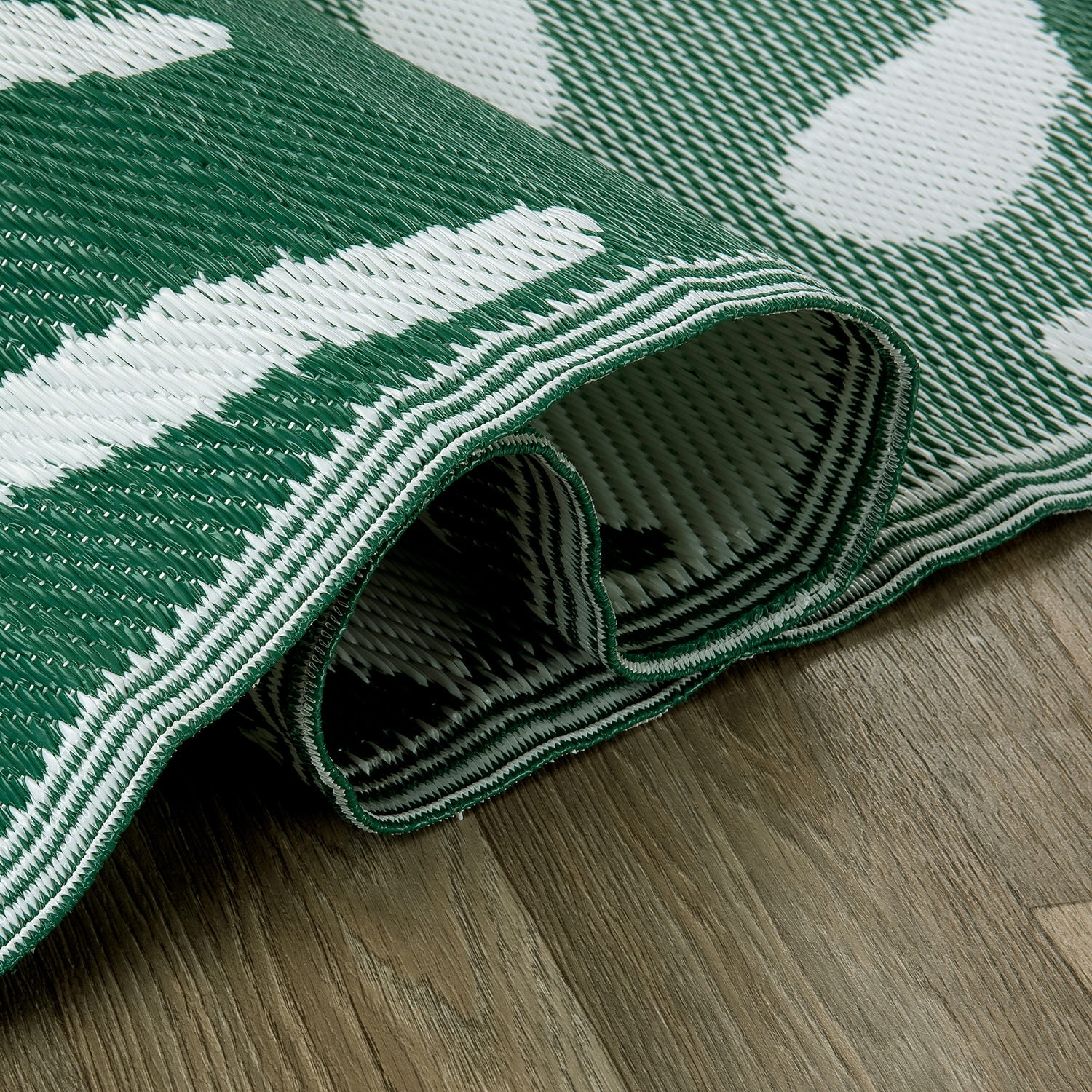 World Rug Gallery Tropical Leaf Reversible Recycled Plastic Outdoor Picnic Mat, Camping Rug, RV Rug - GREEN 5'x7'