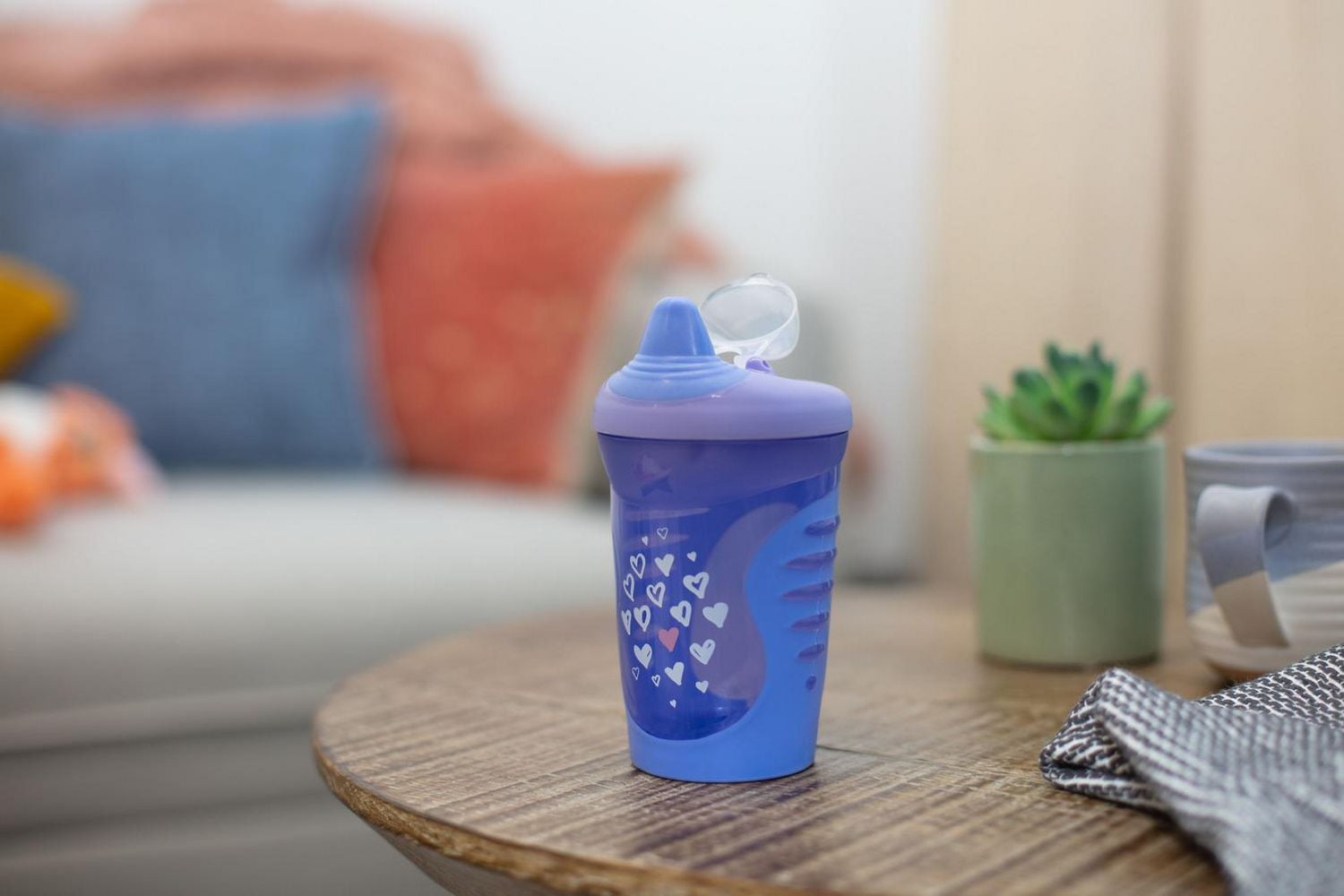 Gobbelet à bec Tommee Tippee "Hold Tight Baby Sippee"