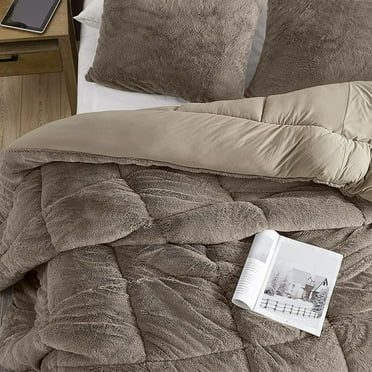 Coma Inducer Are You Kidding Bare - ® Oversized Comforter - Olive Winter Twig Full