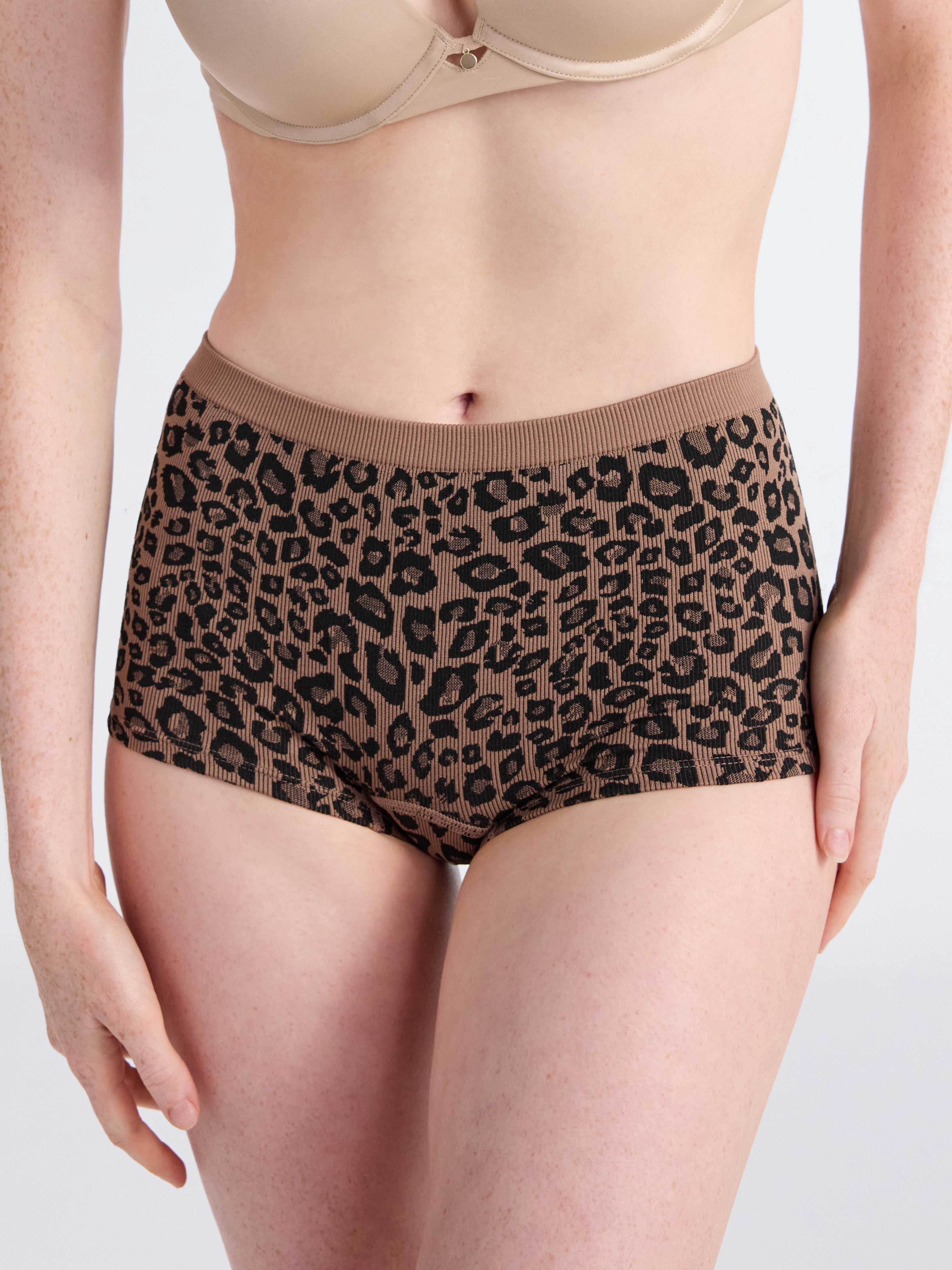 Joyspun Women's Seamless Boyshort Panties, 3-Pack, Sizes XS-3XL