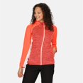 thumbnail image 3 of Regatta - Forro Polar Walbury Caminar para Mujer (Rojo Coral Fuego, Blanco), 3 of 4