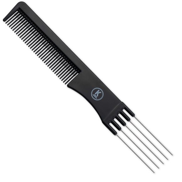 Peine de peluquería negro con horquilla metálica y dientes finos para peinar y dar volumen.