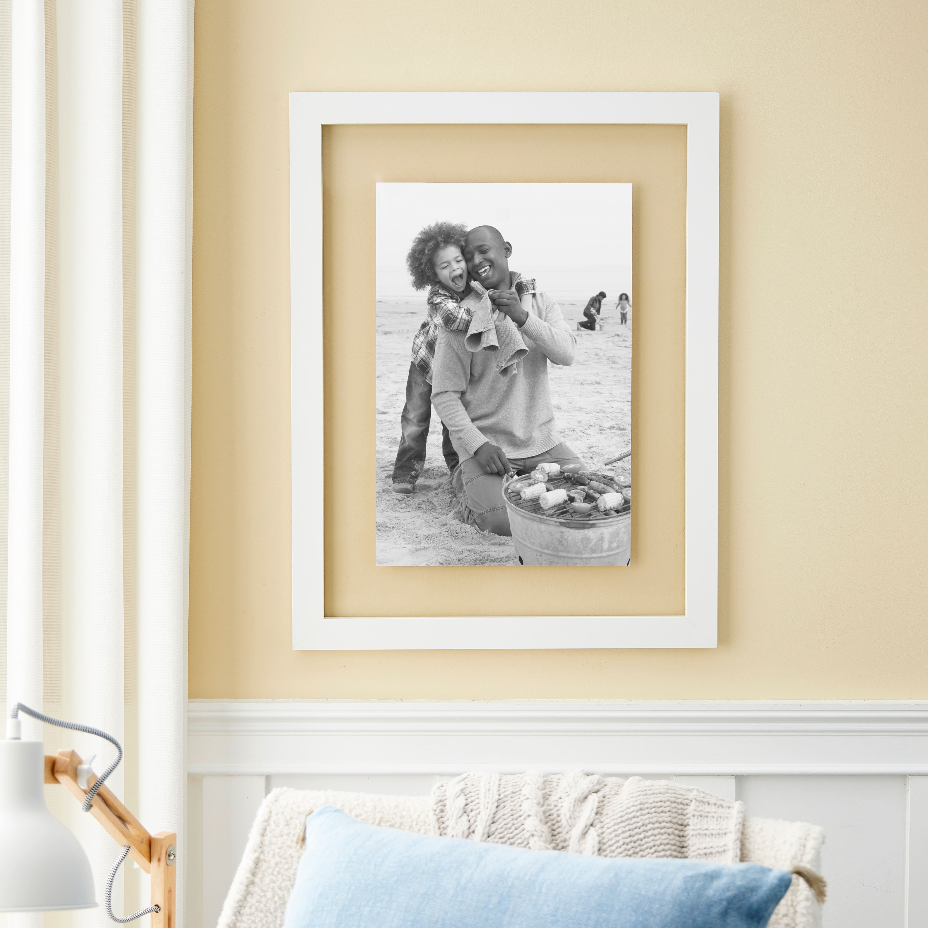 Studio Decor White, 18" x 24", Float Frame, 6 Pack