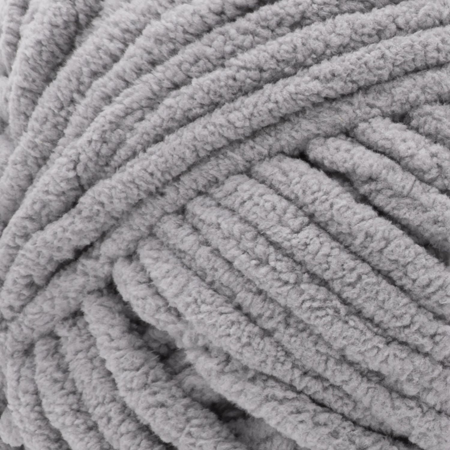 Bernat® Blanket™ #6 Super Bulky Polyester Yarn, Vapor Gray 10.5oz/300g, 220 Yards, Polyester #6 Super Bulky Yarn