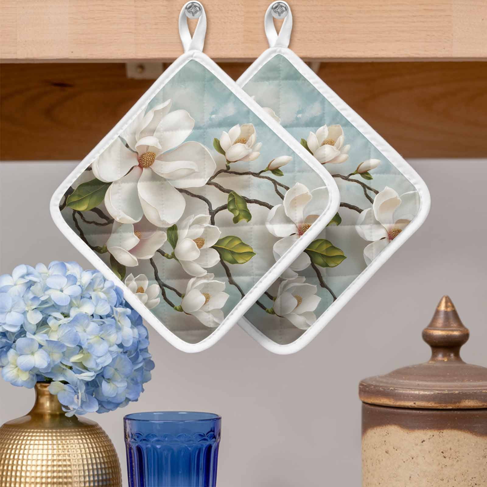 Vintage Flowers Pot Holders for Kitchen Heatproof Potholder, 4 Pack White Country Lily Floral Plant Branch Hot Pads Multipurpose Oven Pads Cloth Potholders Trivet for Cooking and Baking