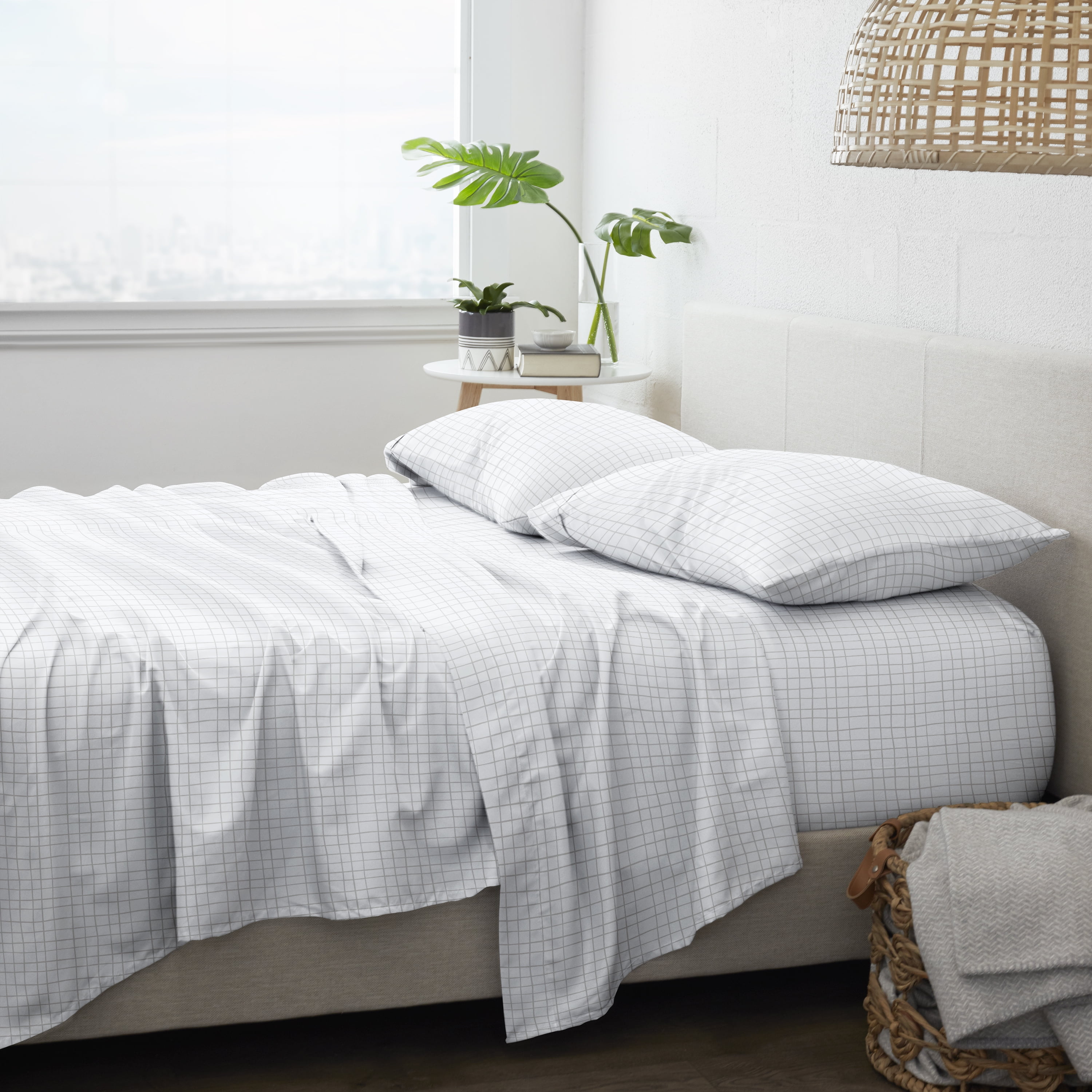 Noble Linens 4 Piece Pattern Microfiber Bed Sheets Set, Light Gray Crossroad, California King